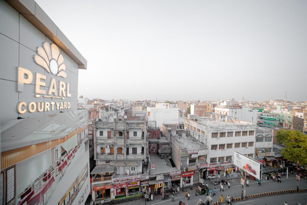 Pearl Courtyard Hotel Benares Buitenkant foto