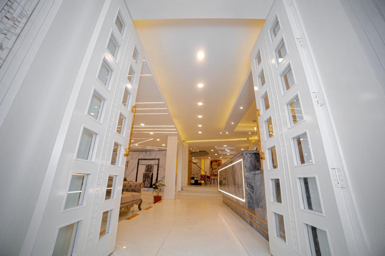 Pearl Courtyard Hotel Benares Buitenkant foto
