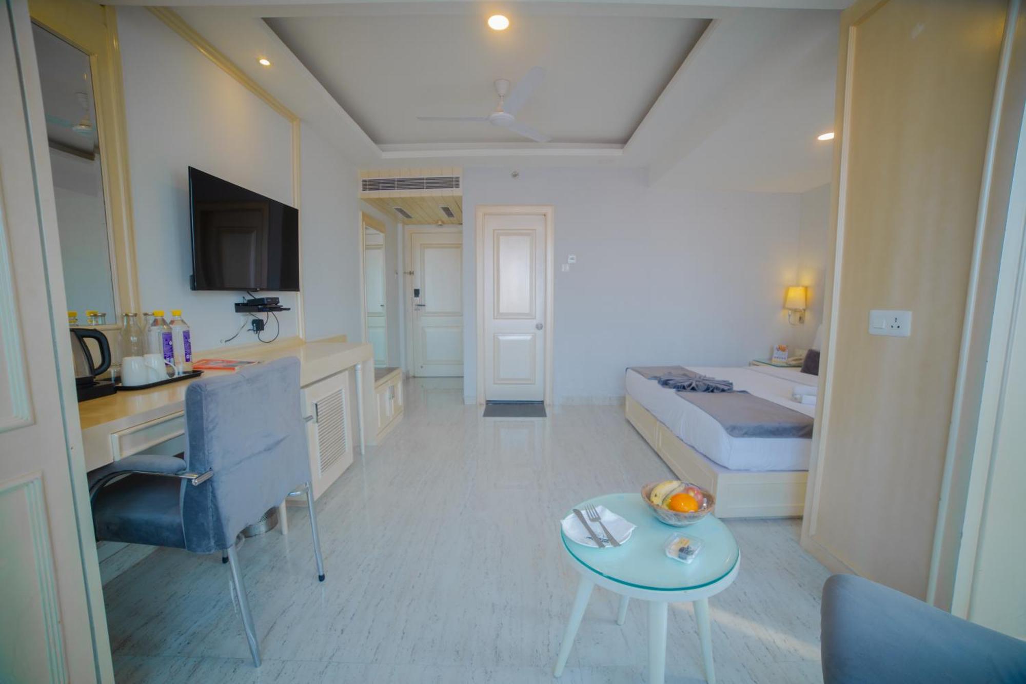Pearl Courtyard Hotel Benares Buitenkant foto